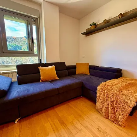 Prime Loft Pirineos Apartment *